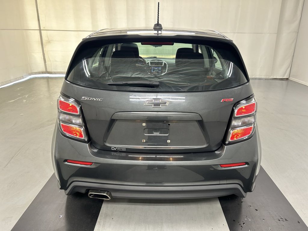 Used 2019 Chevrolet Sonic LT w/ Convenience Package FWD image 21