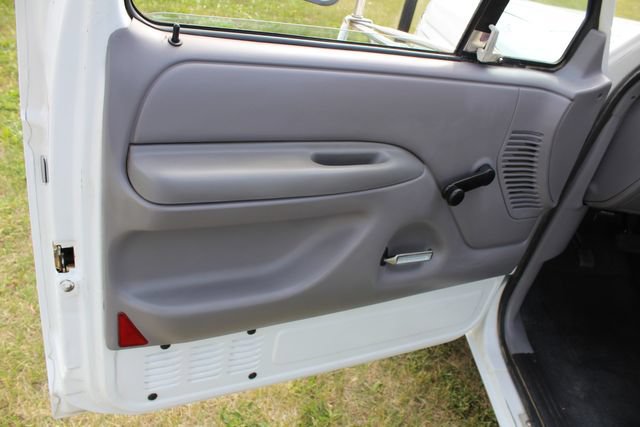 Used 1996 Ford F250 4x4 Regular Cab image 26