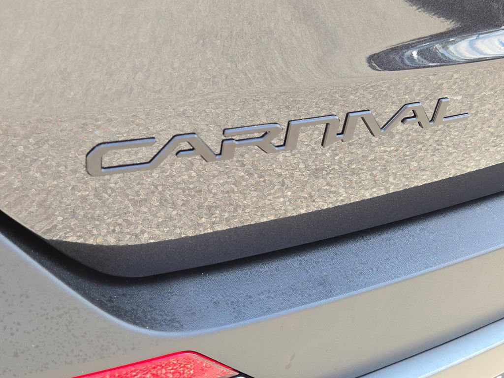 New 2026 Kia Carnival SX w/ SX Dark Edition Package image 11
