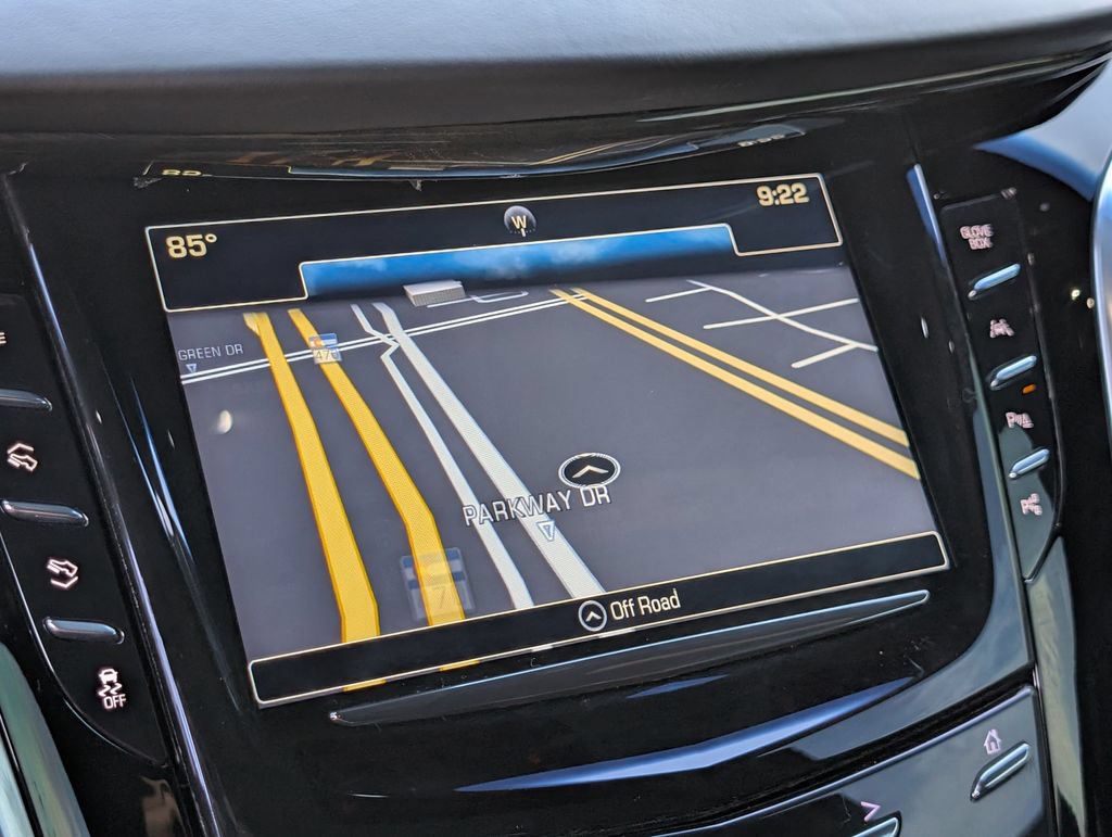 Used 2020 Cadillac Escalade Platinum AWD/4WD image 26