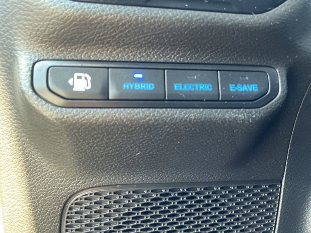 Used 2023 Jeep Wrangler Unlimited Rubicon 4xe AWD/4WD image 25