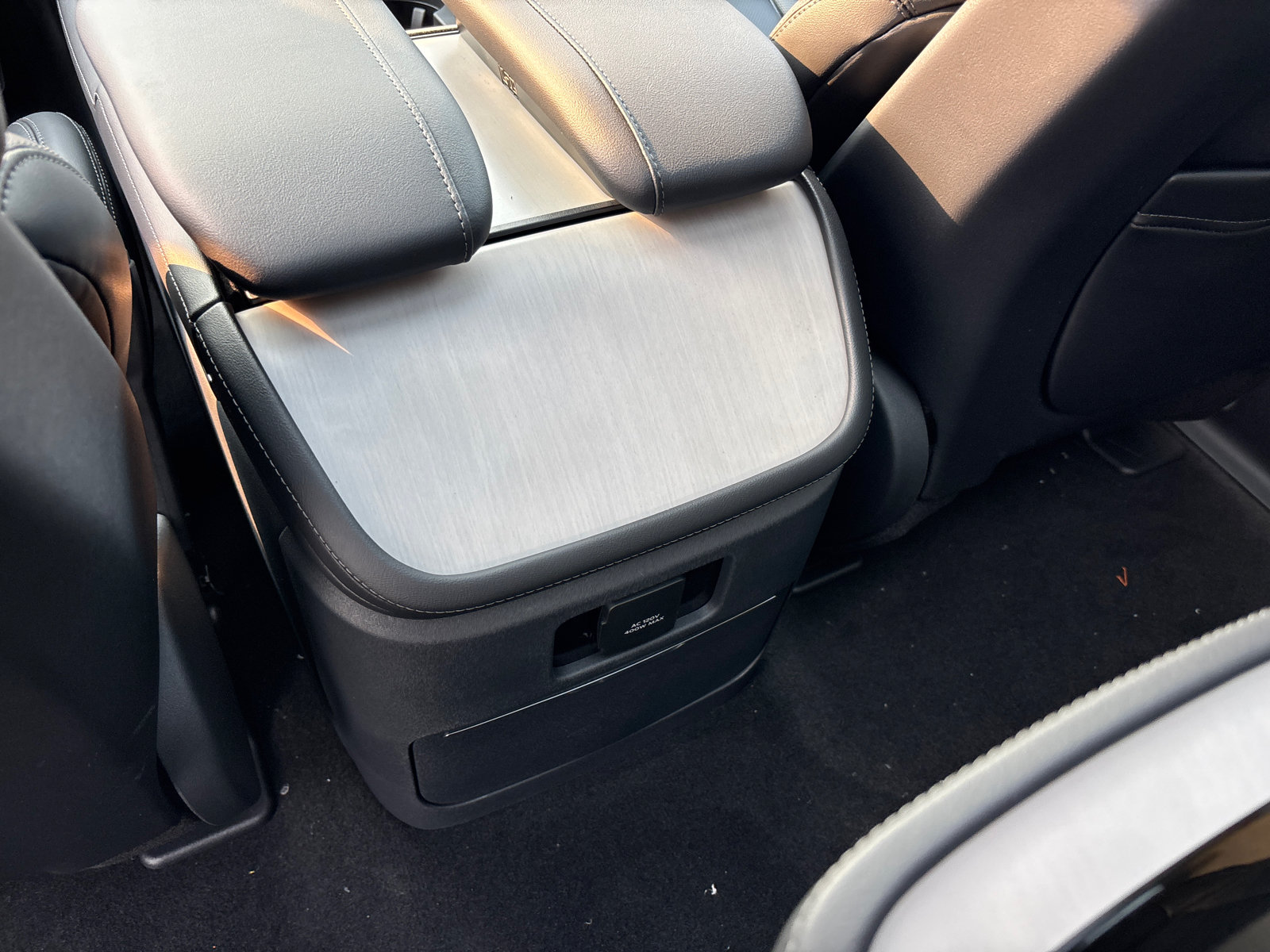 New 2027 Lincoln Navigator Reserve AWD/4WD image 32