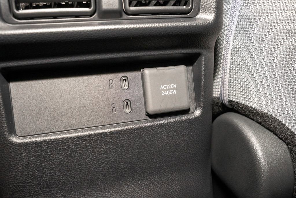 Used 2025 Toyota 4Runner TRD Off-Road image 7