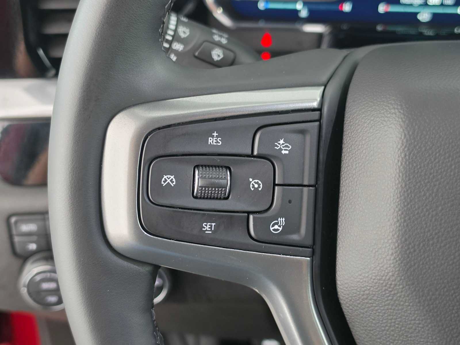Used 2025 Chevrolet Silverado 1500 RST AWD/4WD image 28