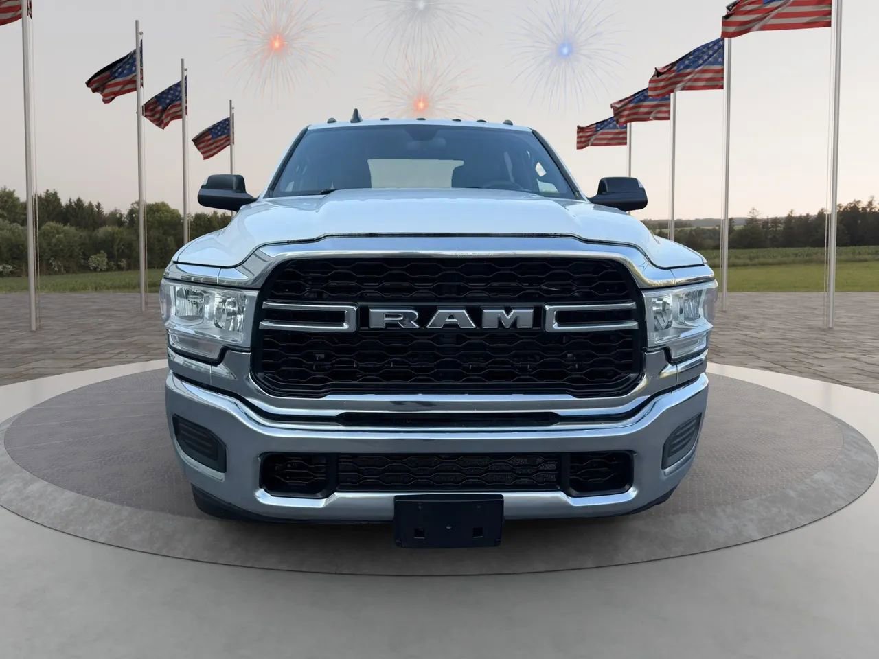 Used 2021 RAM 2500 Tradesman w/ Chrome Appearance Group AWD/4WD image 2