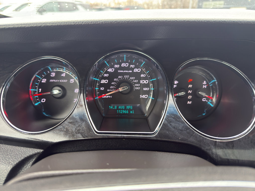 Used 2012 Ford Taurus Limited image 17