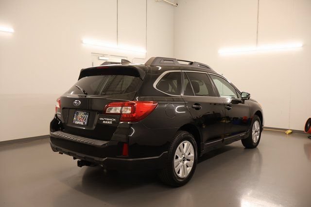 Used 2017 Subaru Outback 2.5i Premium AWD/4WD image 2