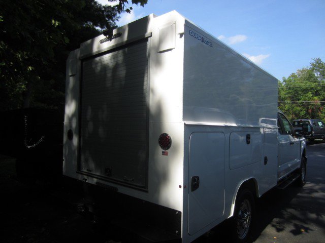 New 2025 Ford F350 XL w/ XL Chrome Package image 4