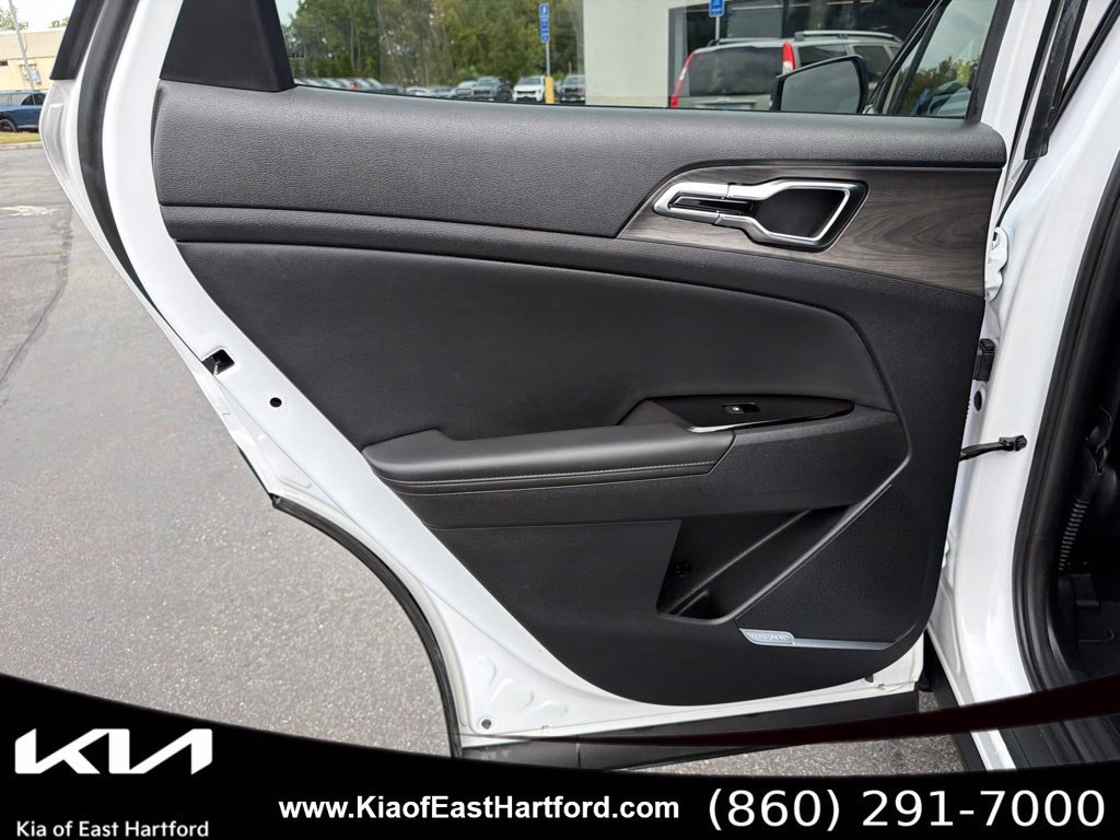 Certified 2024 Kia Sportage X-Pro AWD/4WD image 18