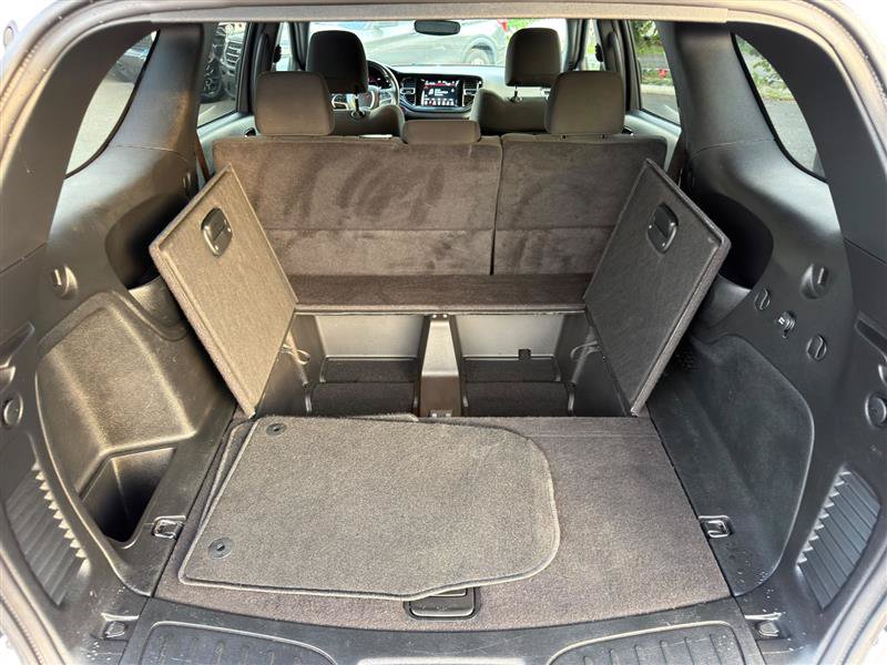 Used 2023 Dodge Durango SXT RWD image 6