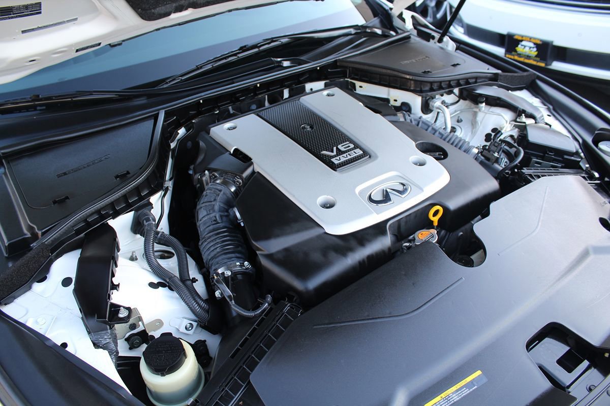 Used 2015 INFINITI Q50 w/ Moonroof Package RWD image 35