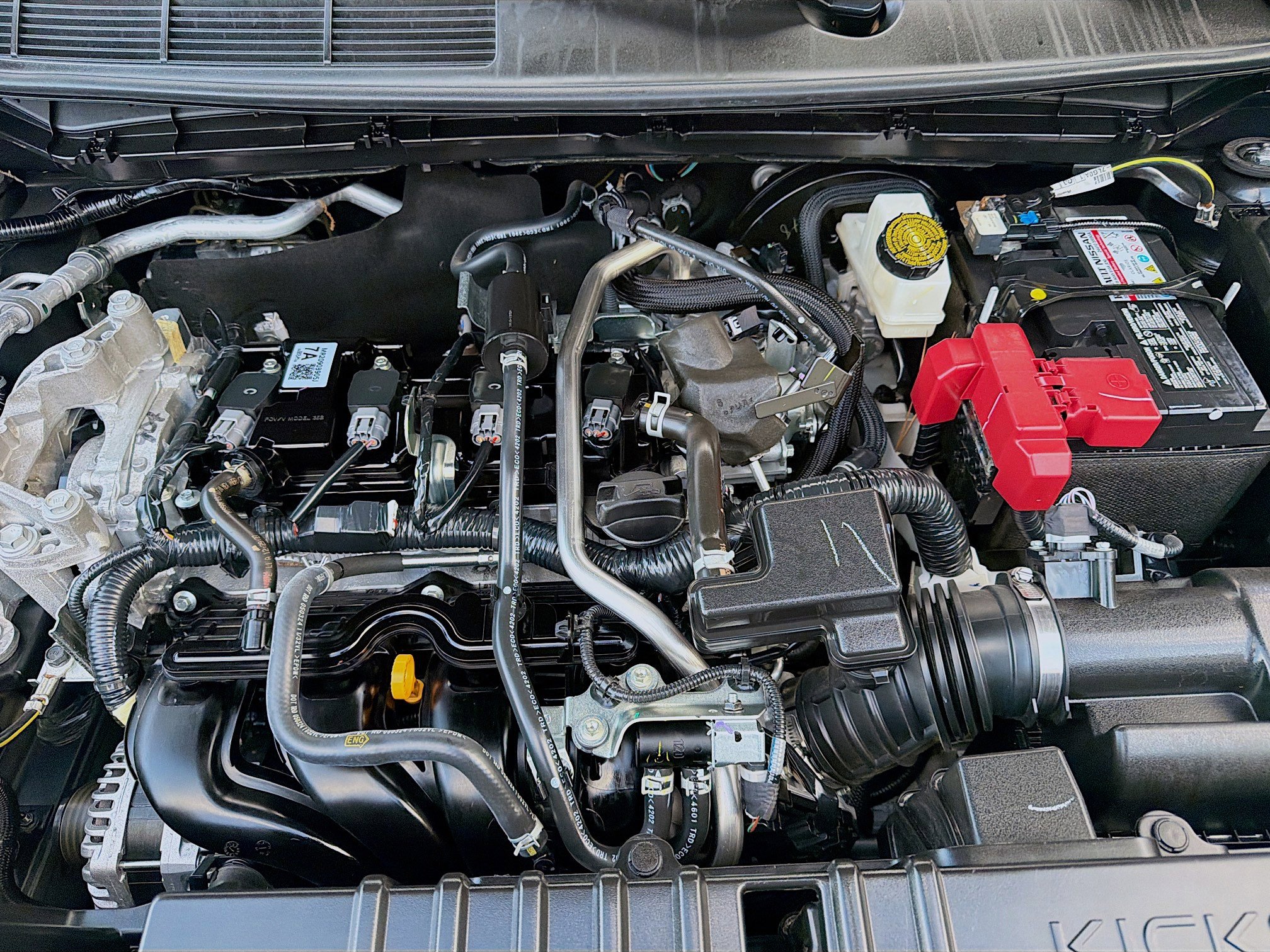 Used 2025 Nissan Kicks SV image 34