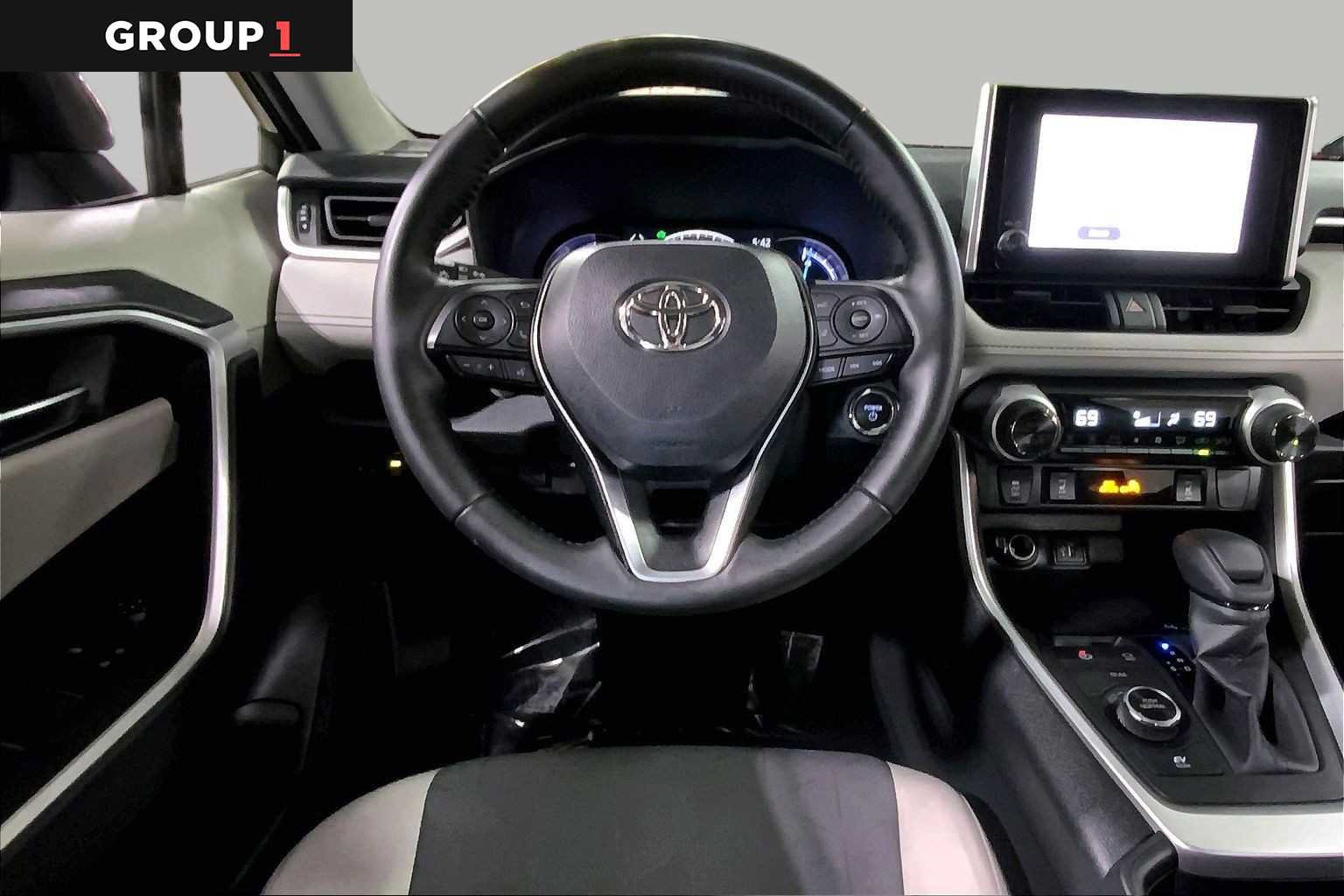 Certified 2025 Toyota RAV4 XLE w/ Weather Package AWD/4WD image 6