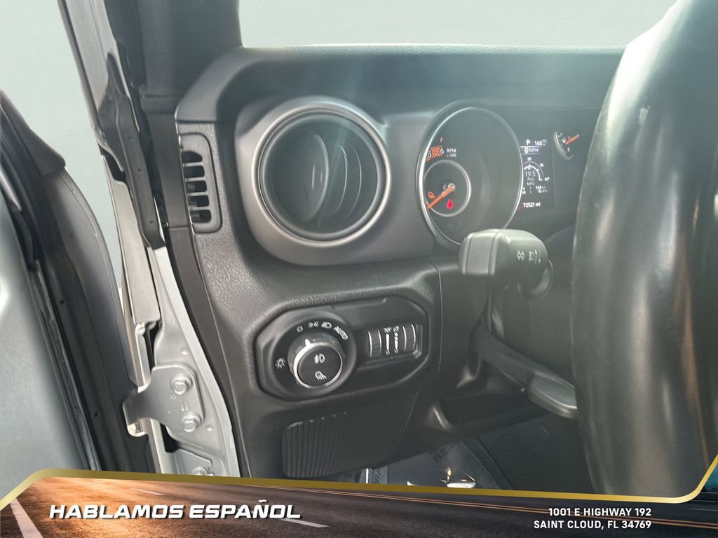 Used 2022 Jeep Gladiator Sport image 16