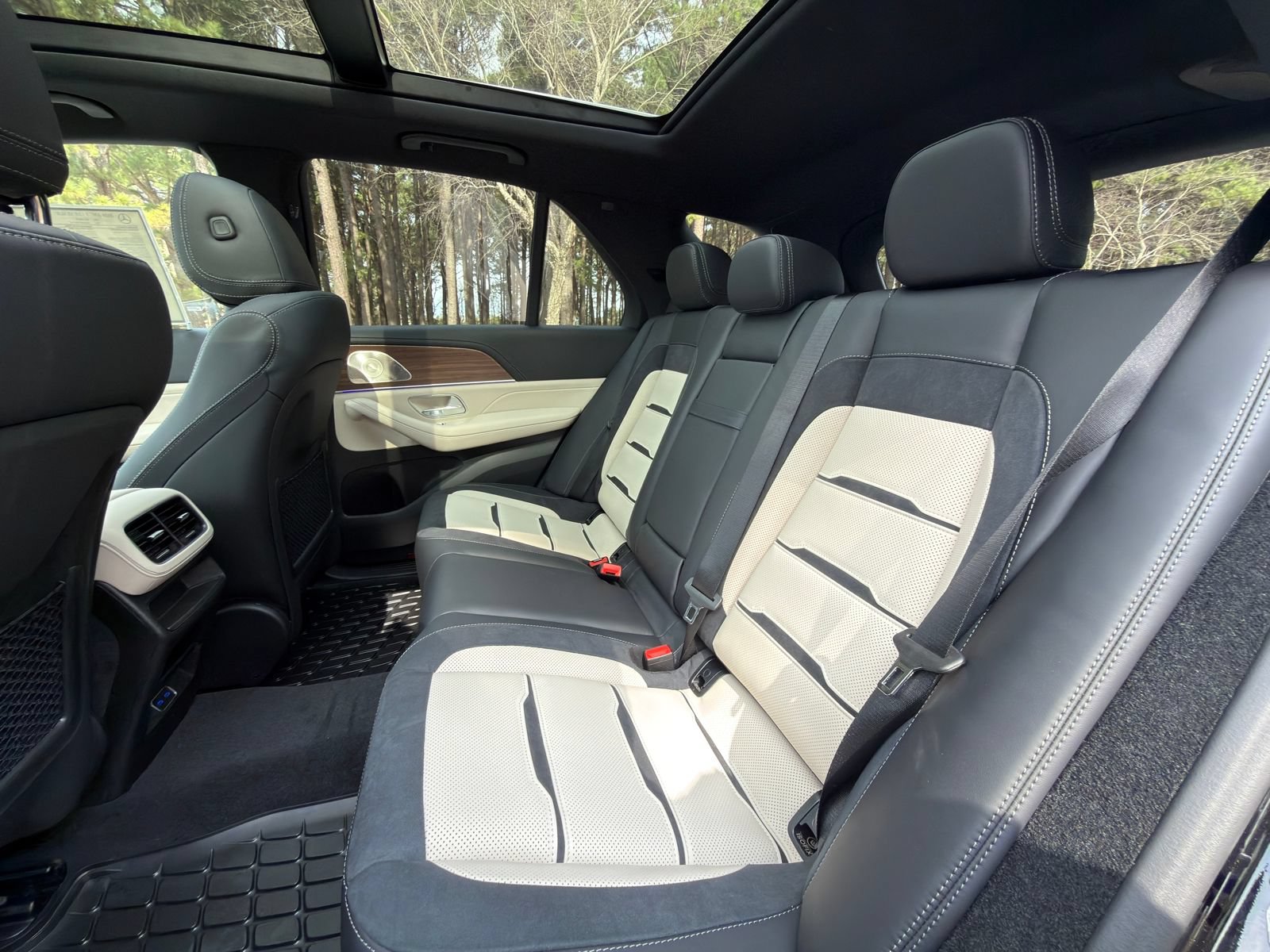 New 2026 Mercedes-Benz GLE 53 AMG 4MATIC image 14