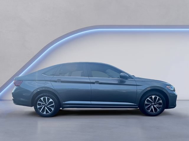 Used 2022 Volkswagen Jetta S FWD image 4