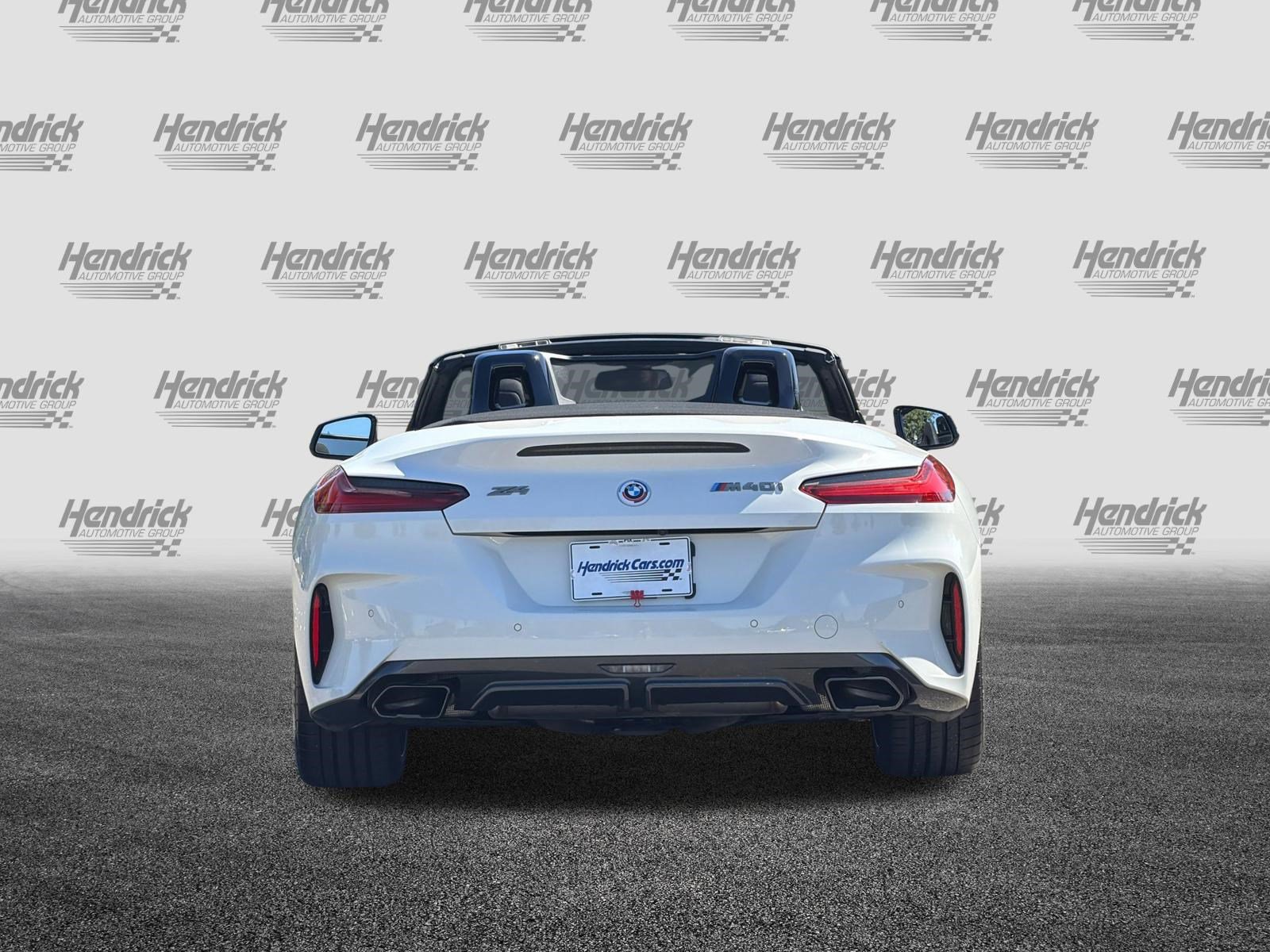 Used 2022 BMW Z4 M40i w/ Premium Package image 6