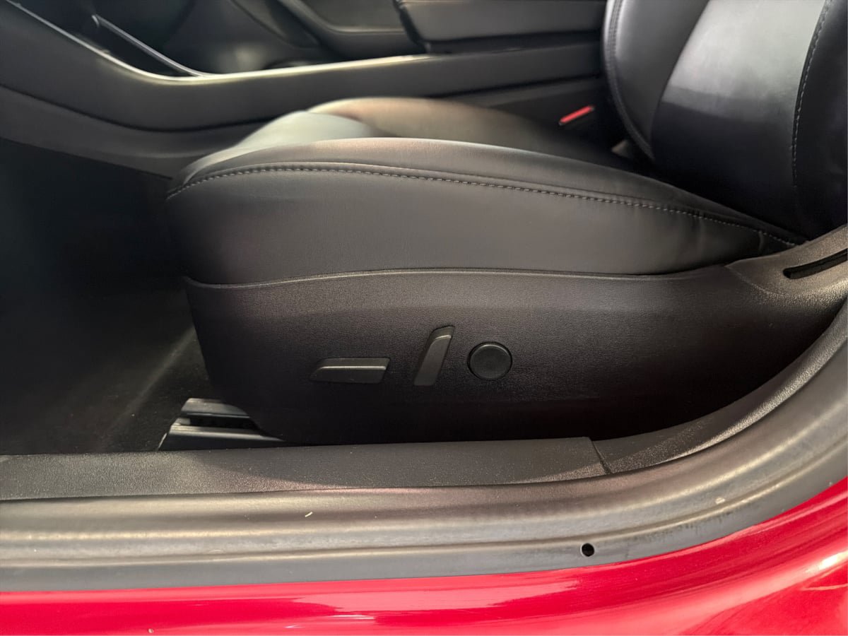 Used 2018 Tesla Model 3 Long Range AWD/4WD image 21