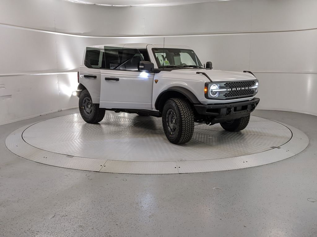 New 2025 Ford Bronco Badlands image 7