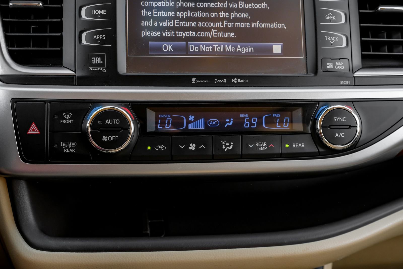 Used 2019 Toyota Highlander Limited FWD image 30