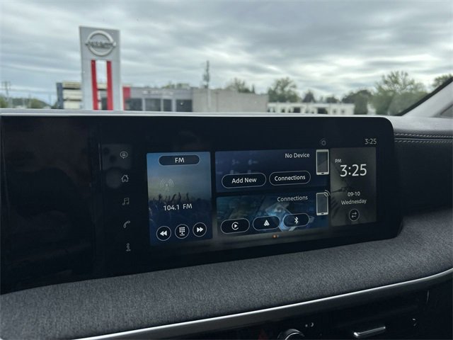 Certified 2025 Nissan Kicks SV image 20