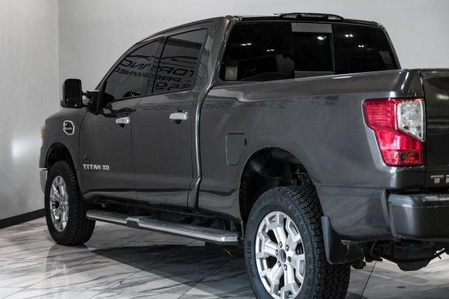 Used 2016 Nissan Titan SL AWD/4WD image 12