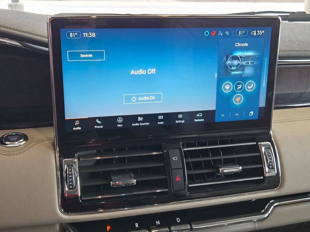 Used 2022 Lincoln Navigator Reserve image 21