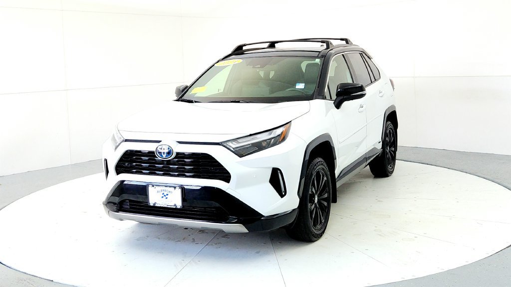 Certified 2024 Toyota RAV4 XSE w/ Advanced Technology Package AWD/4WD image 2
