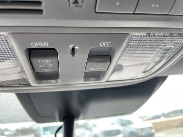 Used 2022 Honda CR-V EX-L image 42