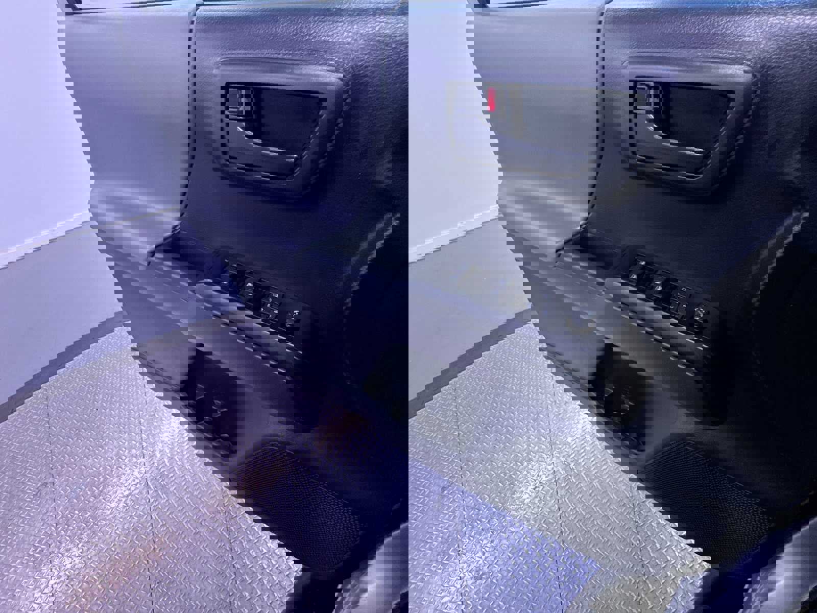 Used 2023 Toyota Tacoma SR image 23