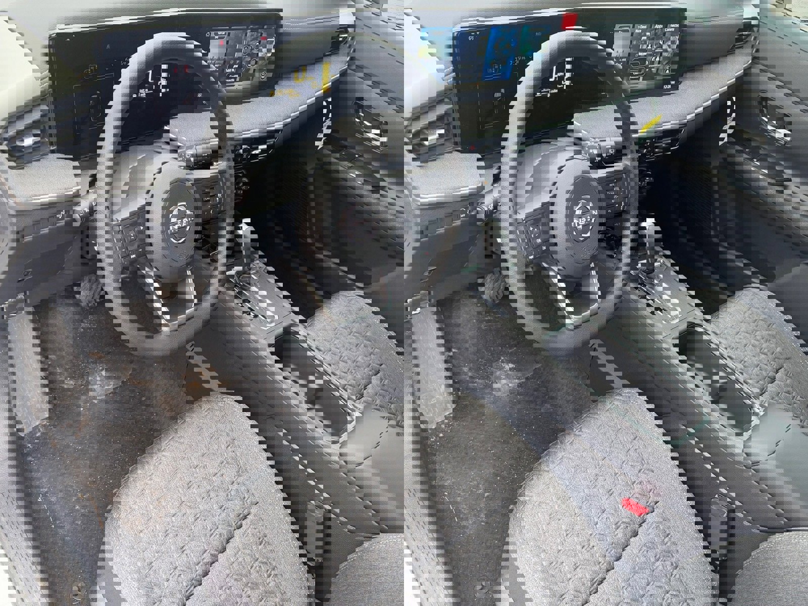 New 2026 Nissan Kicks SV image 18