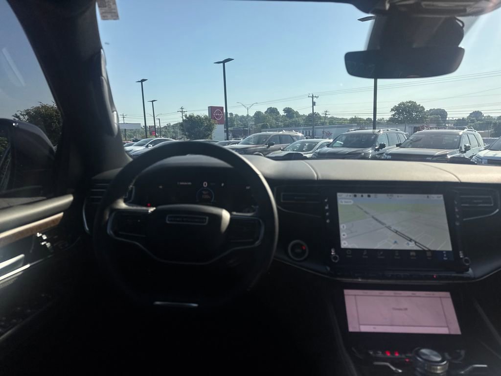 Used 2024 Jeep Grand Wagoneer Series I w/ HD Trailer Tow Package image 23