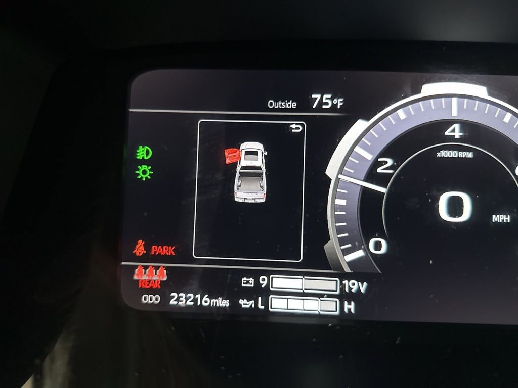 Used 2023 Toyota Tundra Limited image 38