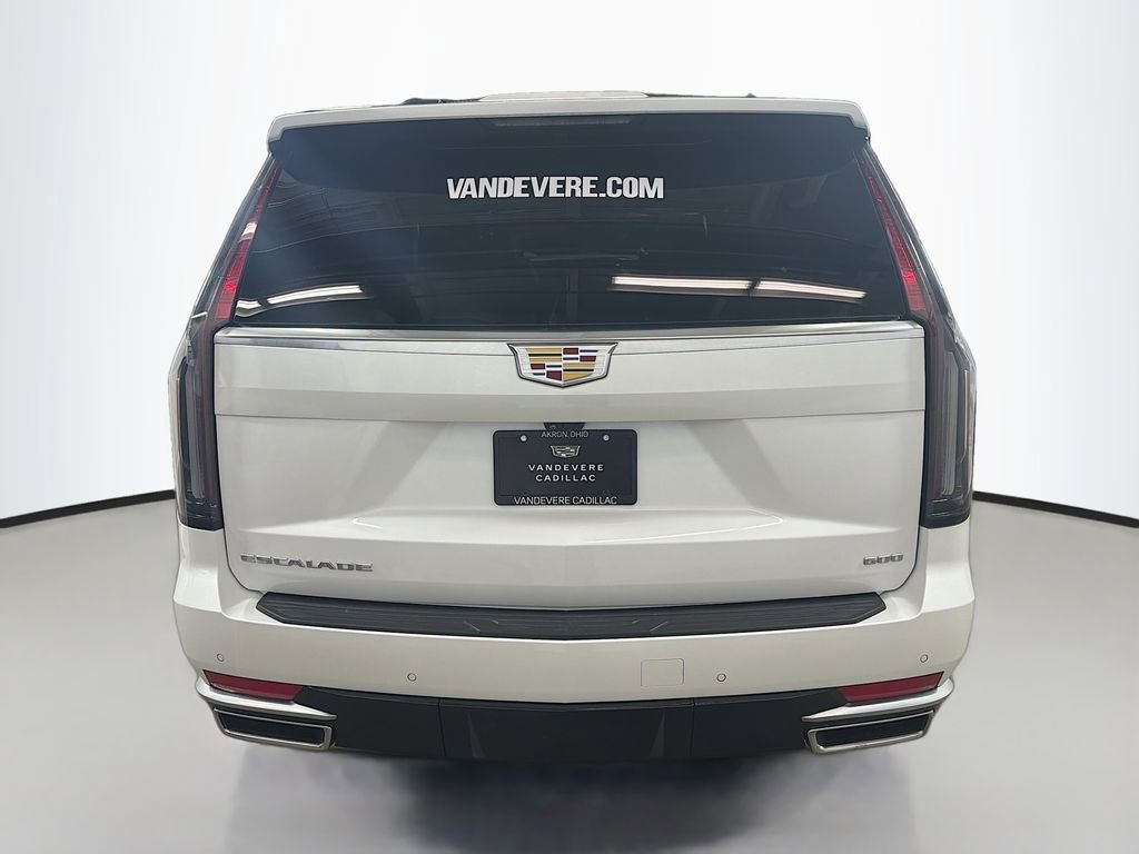 Used 2024 Cadillac Escalade Premium Luxury image 6