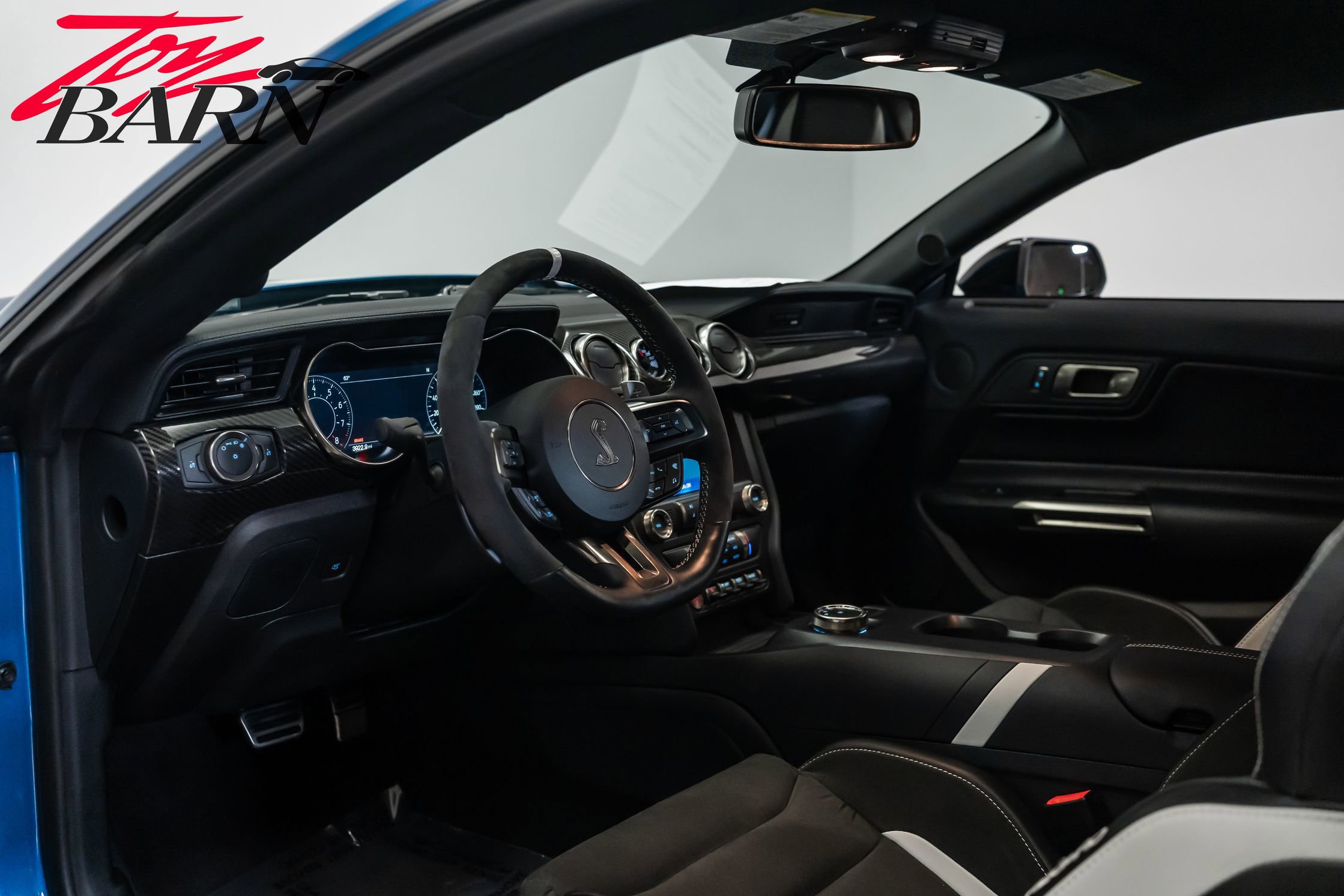 Used 2021 Ford Mustang Shelby GT500 w/ Technology Package image 44