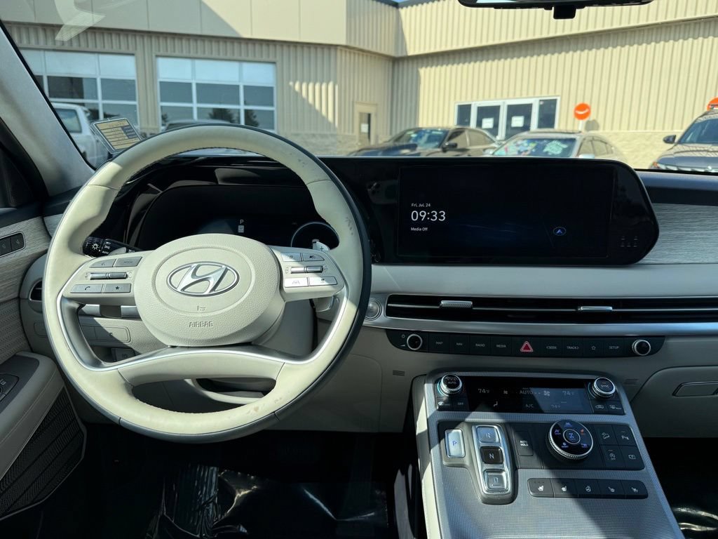 Used 2023 Hyundai Palisade Calligraphy AWD/4WD image 9