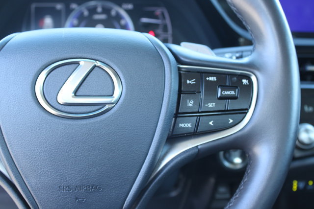 Used 2024 Lexus ES 350 w/ Premium Package FWD image 18