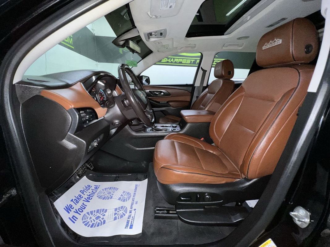 Used 2018 Chevrolet Traverse High Country AWD/4WD image 17
