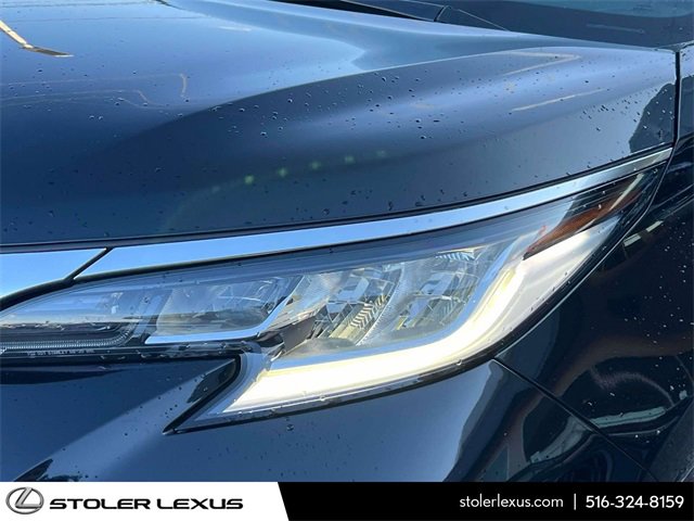 Used 2021 Toyota Sienna Limited image 11