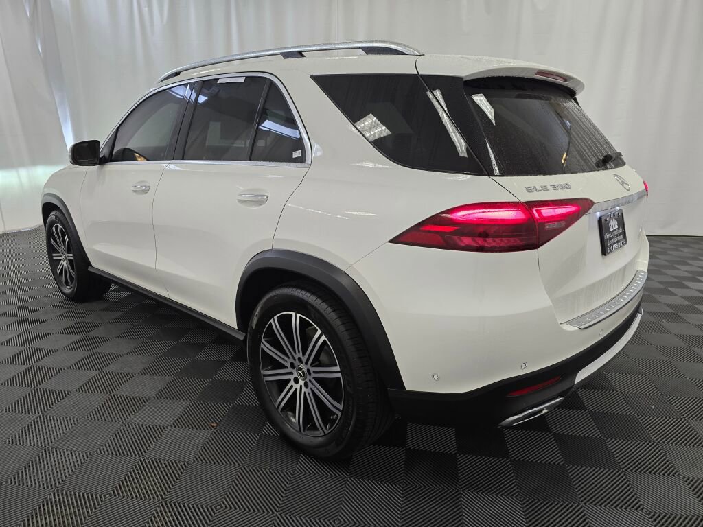 Used 2024 Mercedes-Benz GLE 350 4MATIC image 4