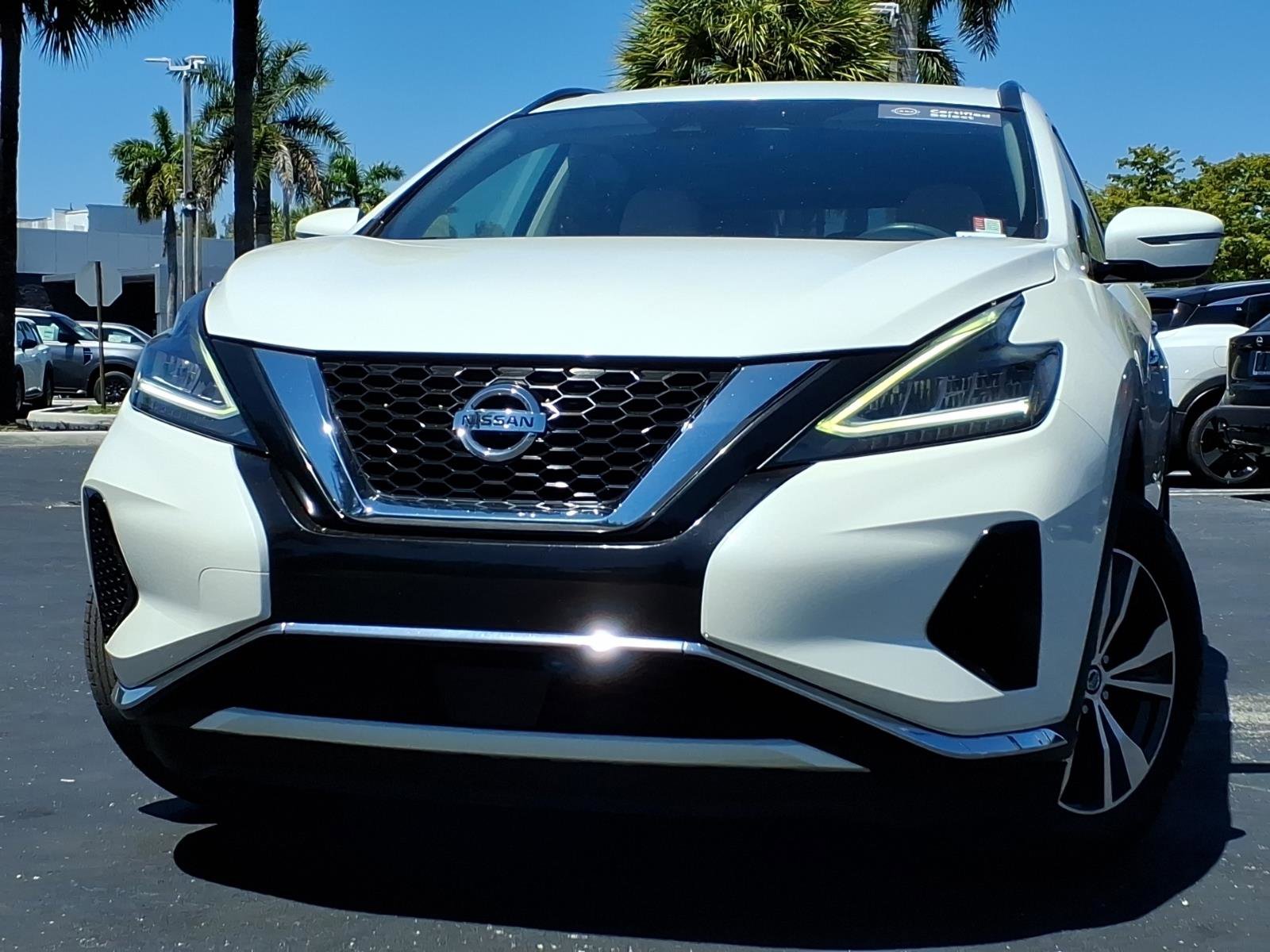 Used 2020 Nissan Murano SV image 2