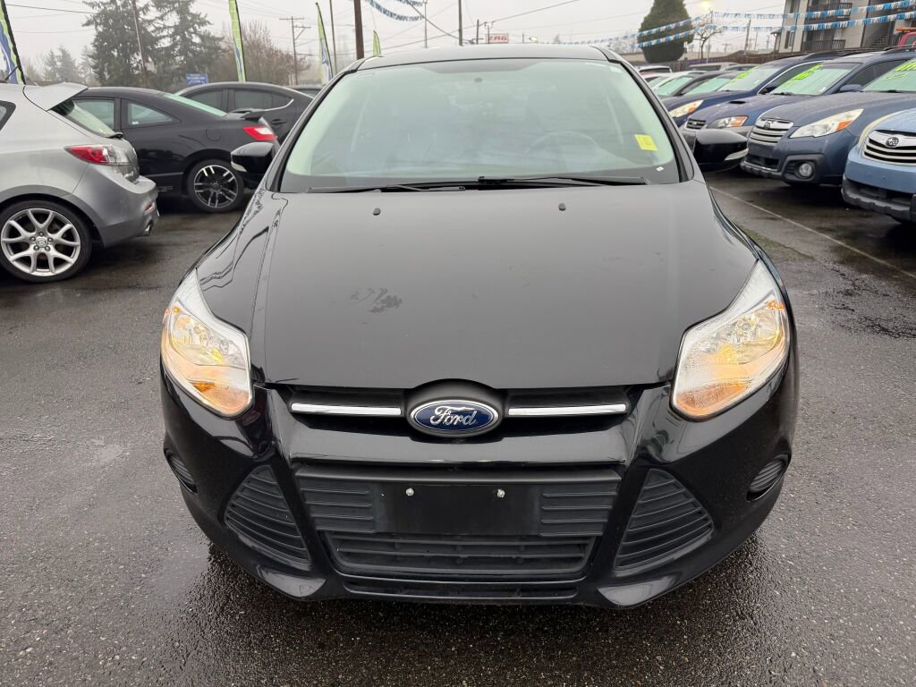Used 2014 Ford Focus SE FWD image 2