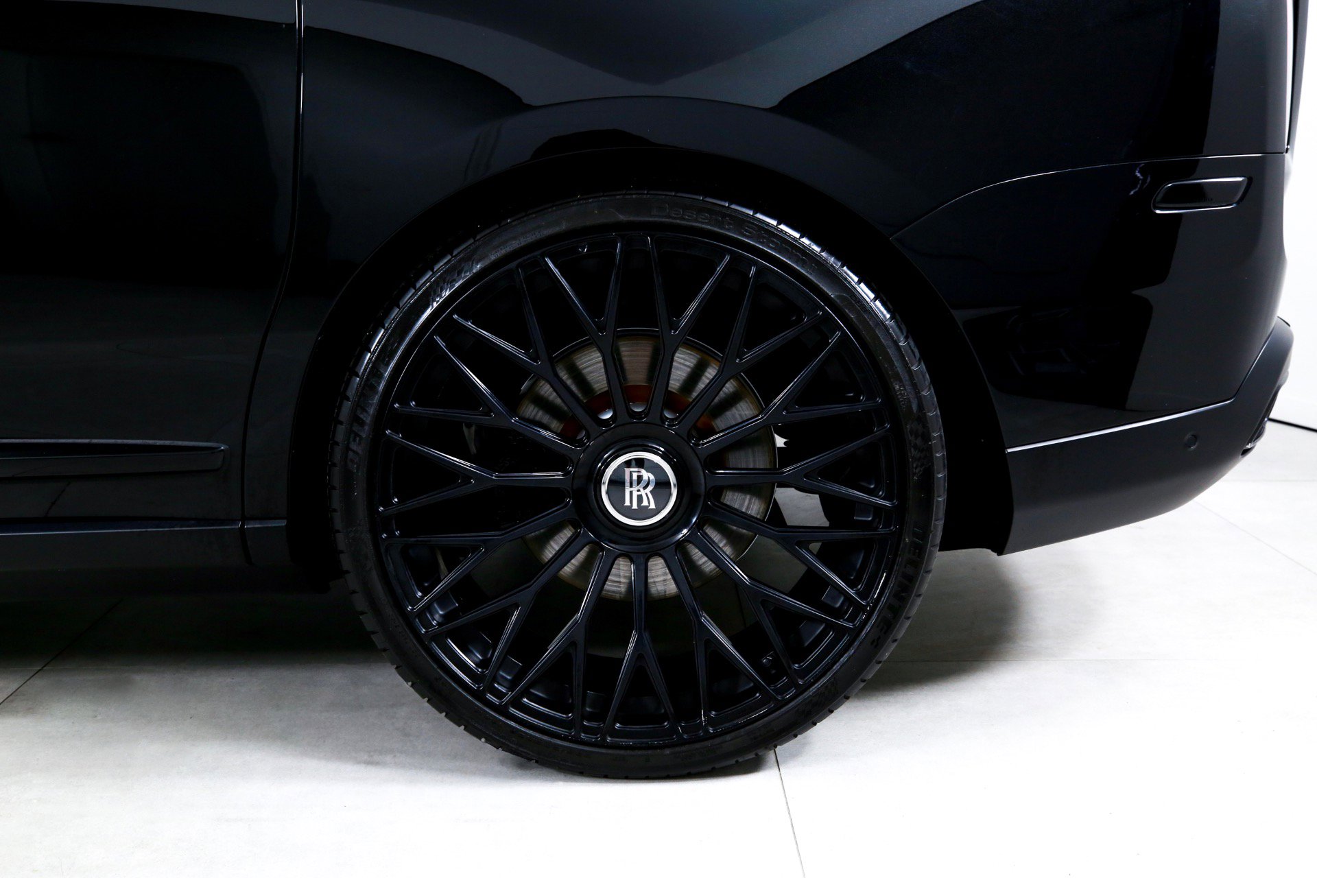 Certified 2022 Rolls-Royce Cullinan w/ Dark Exterior Package image 38