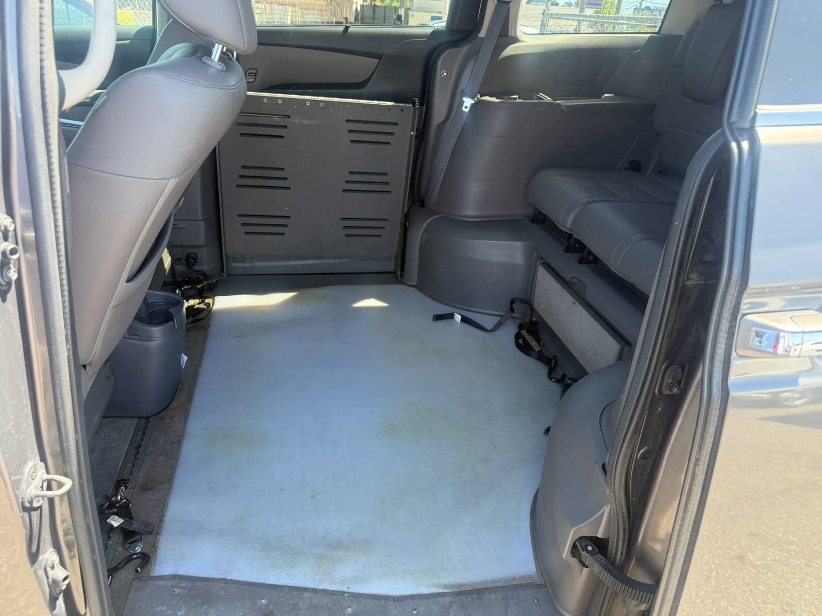 Used 2015 Honda Odyssey EX-L image 11