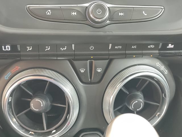 Used 2021 Chevrolet Camaro LT RWD image 16