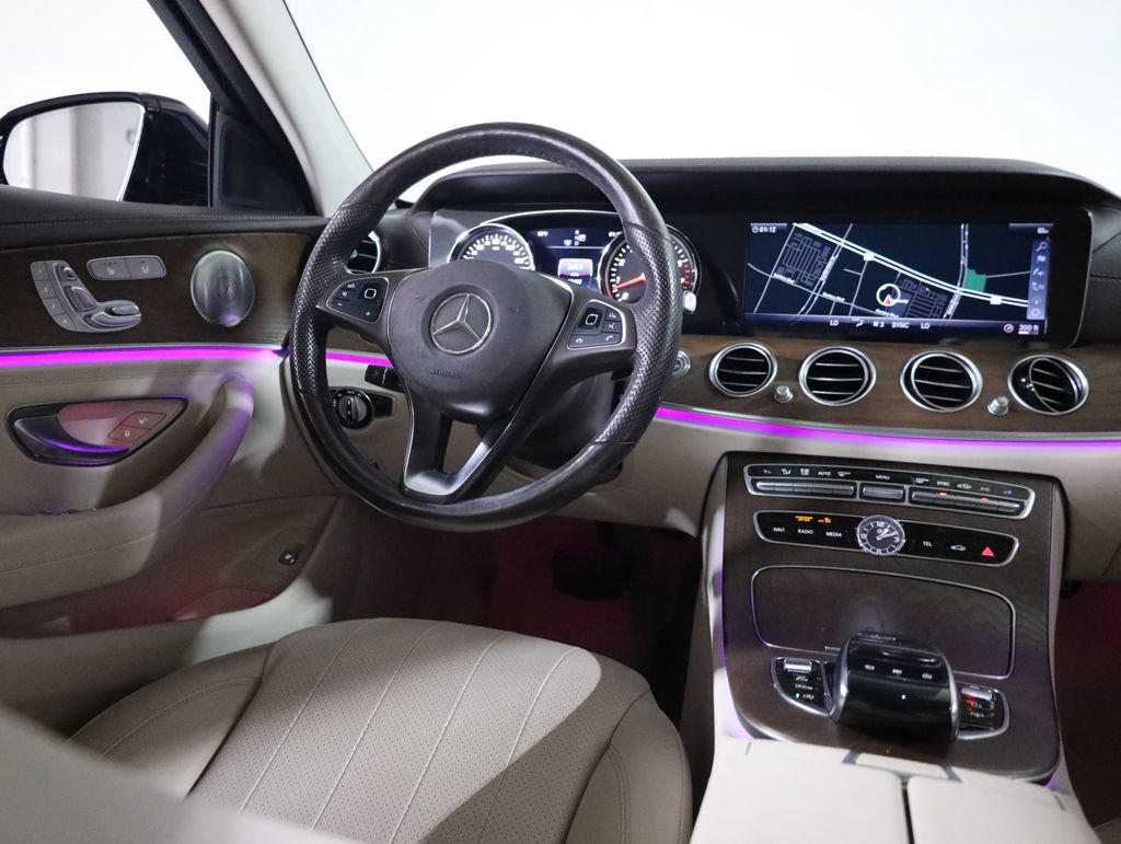 Certified 2018 Mercedes-Benz E 400 4MATIC Sedan image 43