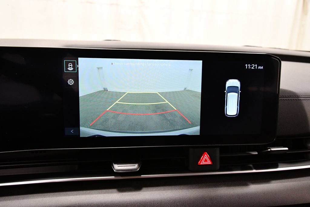 Certified 2026 Kia Carnival EX FWD image 24