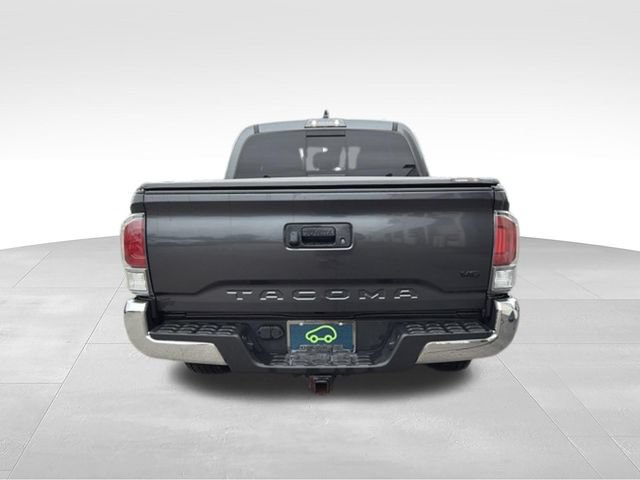 Used 2022 Toyota Tacoma TRD Off-Road AWD/4WD image 6