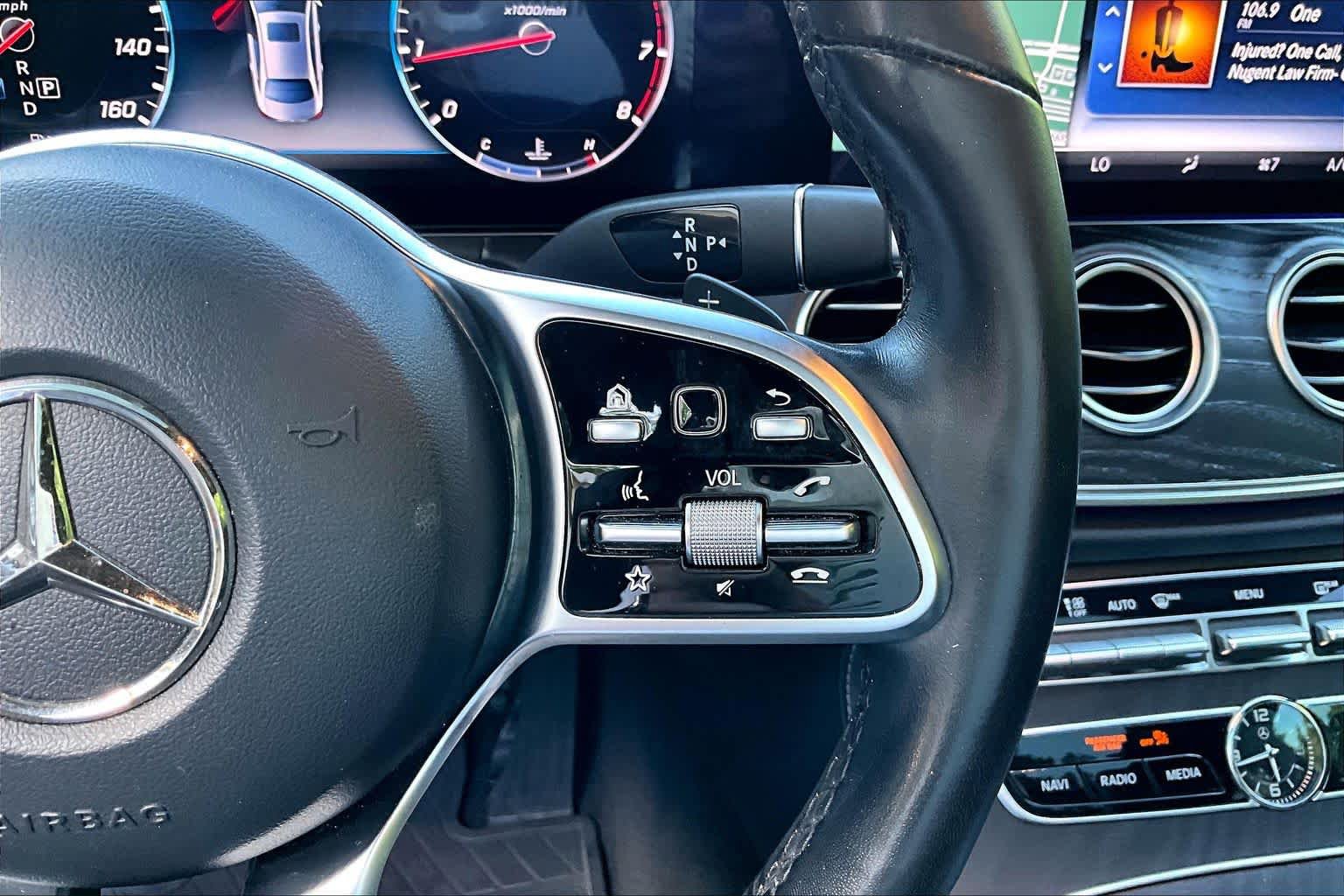 Used 2020 Mercedes-Benz E 350 4MATIC Sedan image 25