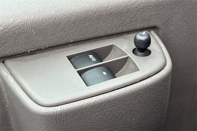 Used 2023 GMC Savana 2500 w/ Driver Convenience Package image 12